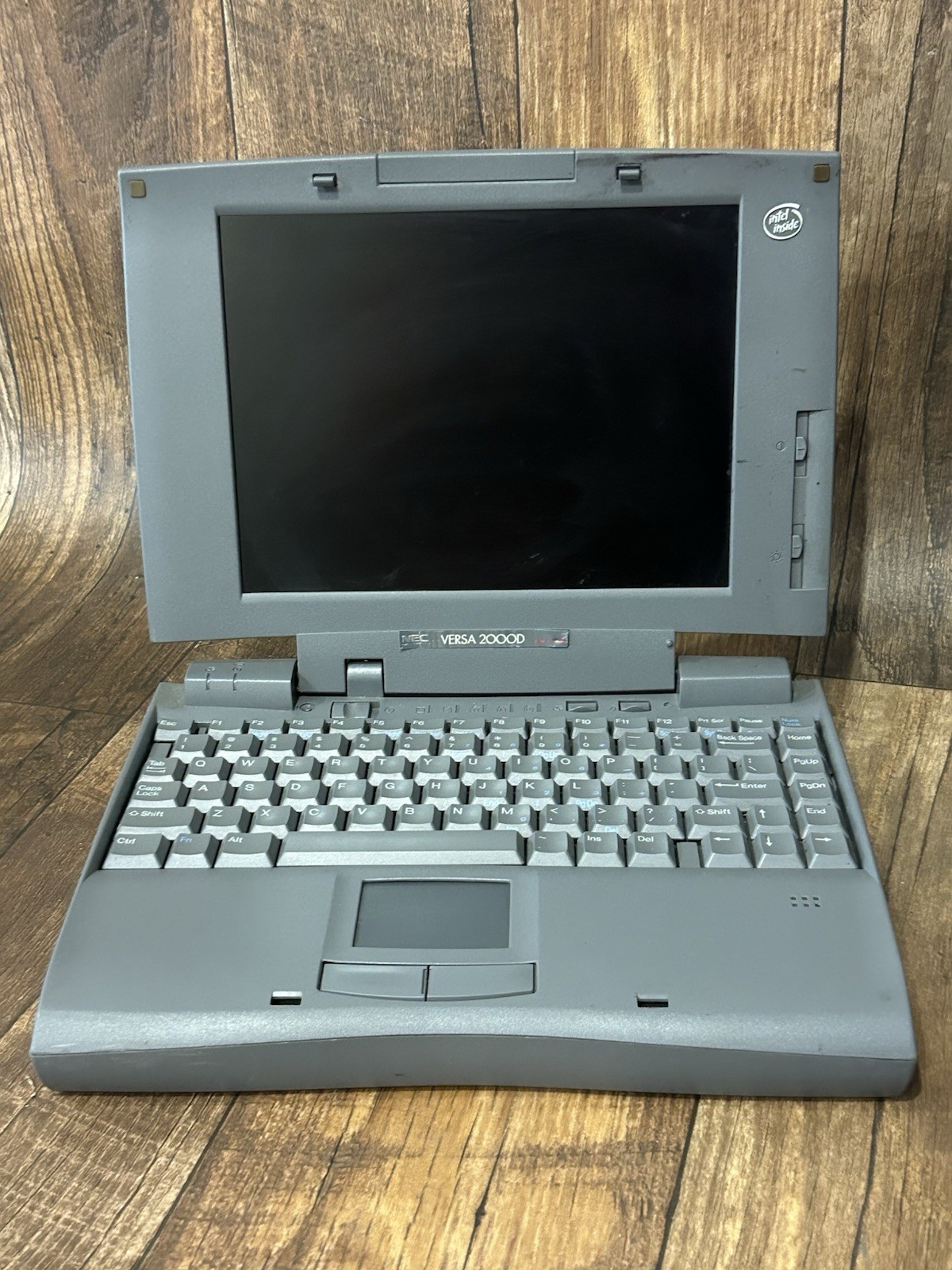 NEC Versa 2000D Laptop For Parts As Is PC-6010-41301W Vintage