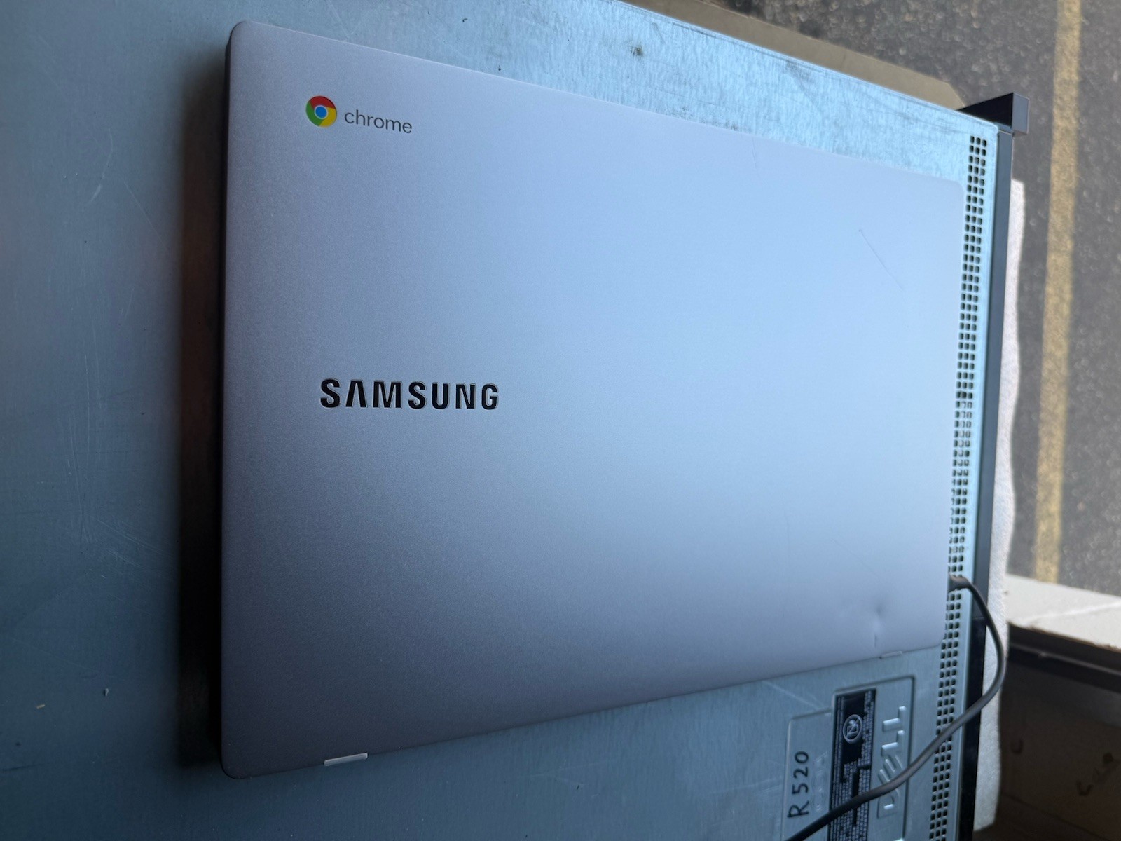 Samsung Galaxy Chromebook 4 XE350XBA 15.6″ Celeron N4020 1.1GHz 4GB RAM 64GB SSD