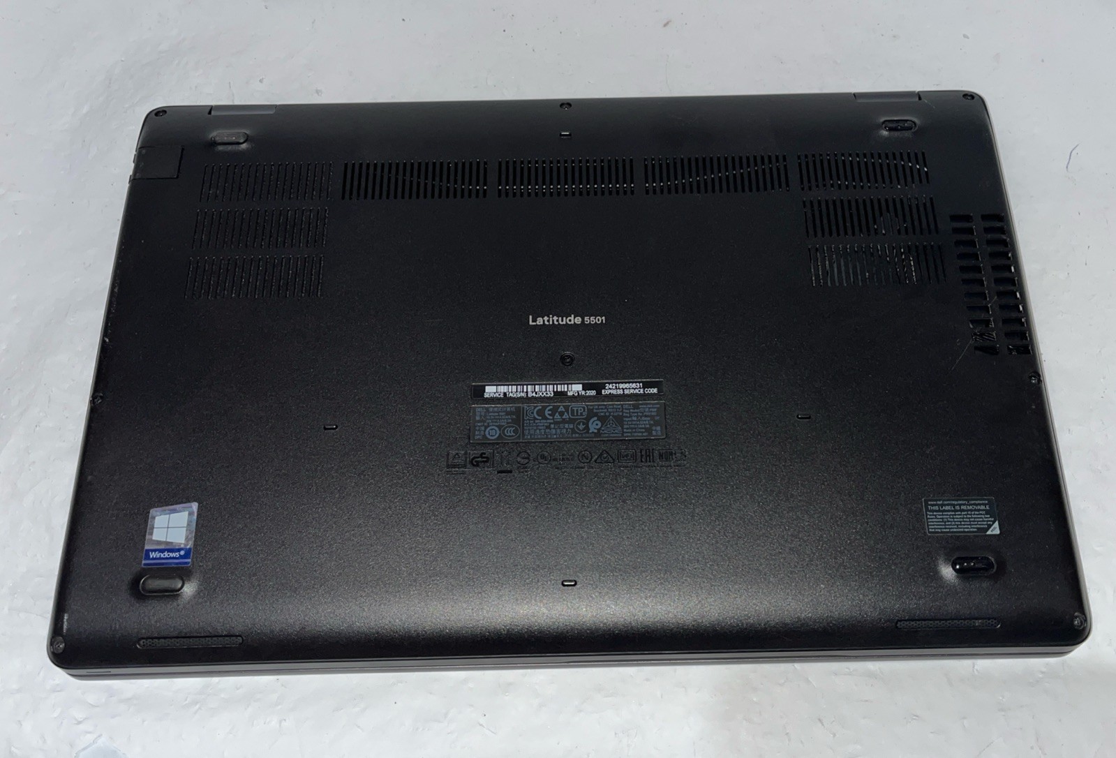Dell Latitude 5501 15.6″ i5-9400H@2.5GHz, 8GB RAM, 256GB M2, Win 11 Pro *READ*