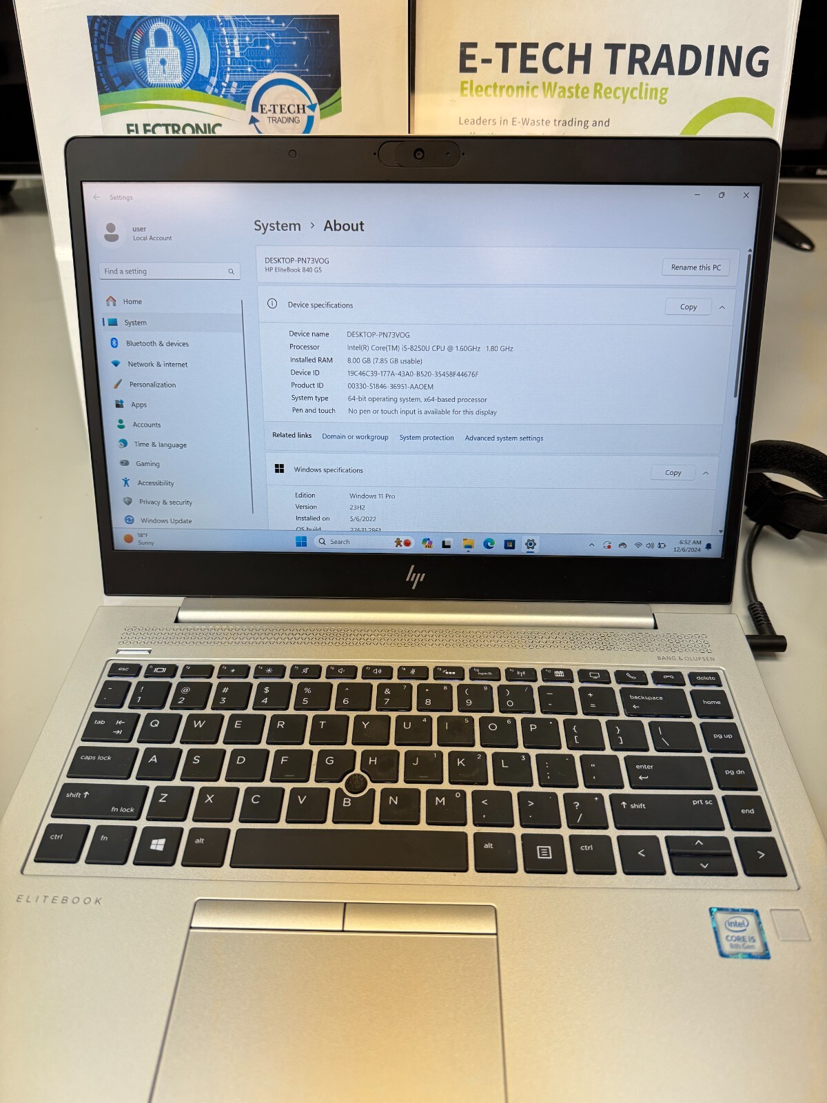 HP EliteBook 840 G5 i5-8250U, 1.6GHz, 8GB Ram, 256 SSD, come with charger