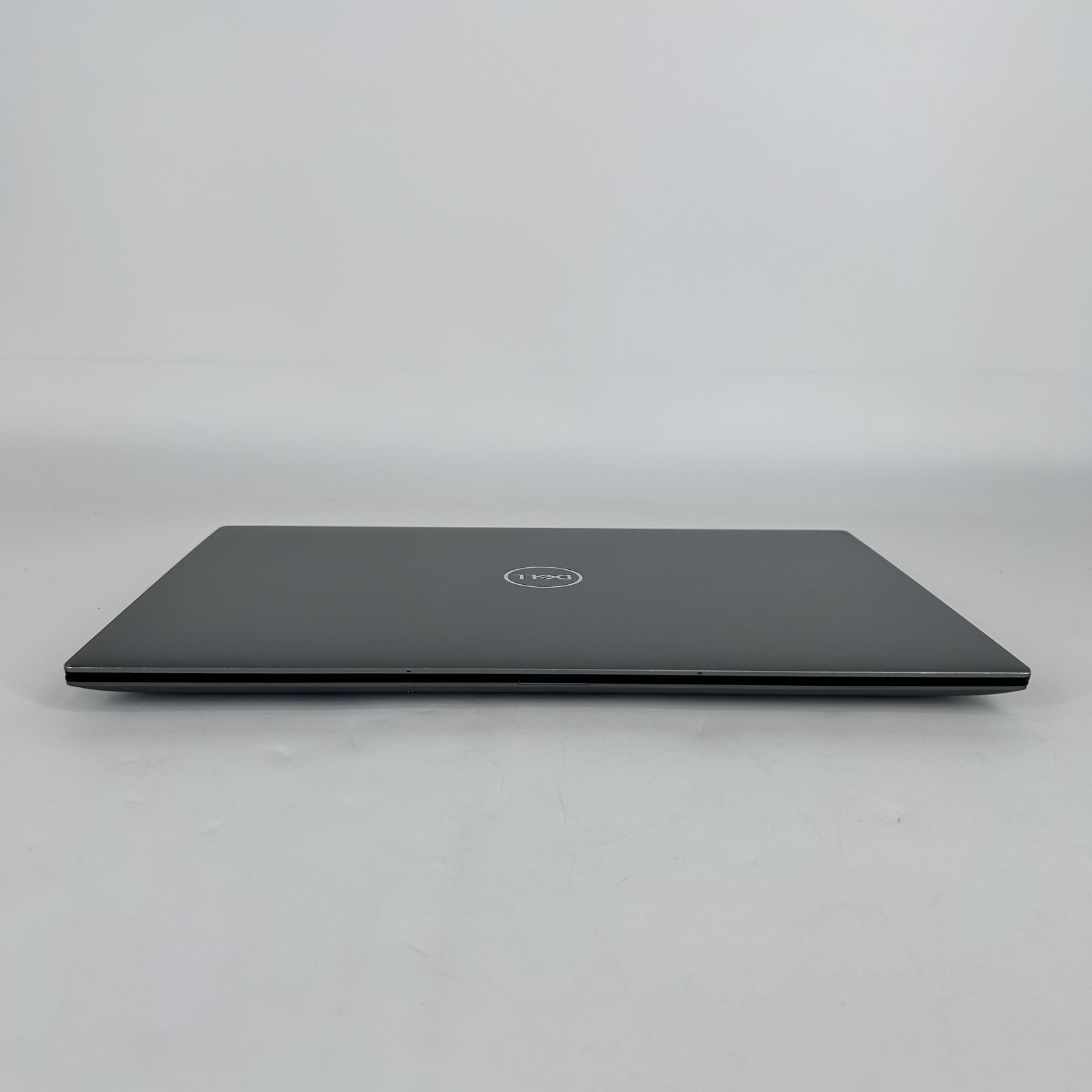 Dell Precision 5570 15.6 FHD+ 2.5 GHz i9-12900H 8GB 512GB SSD RTX A2000 Good