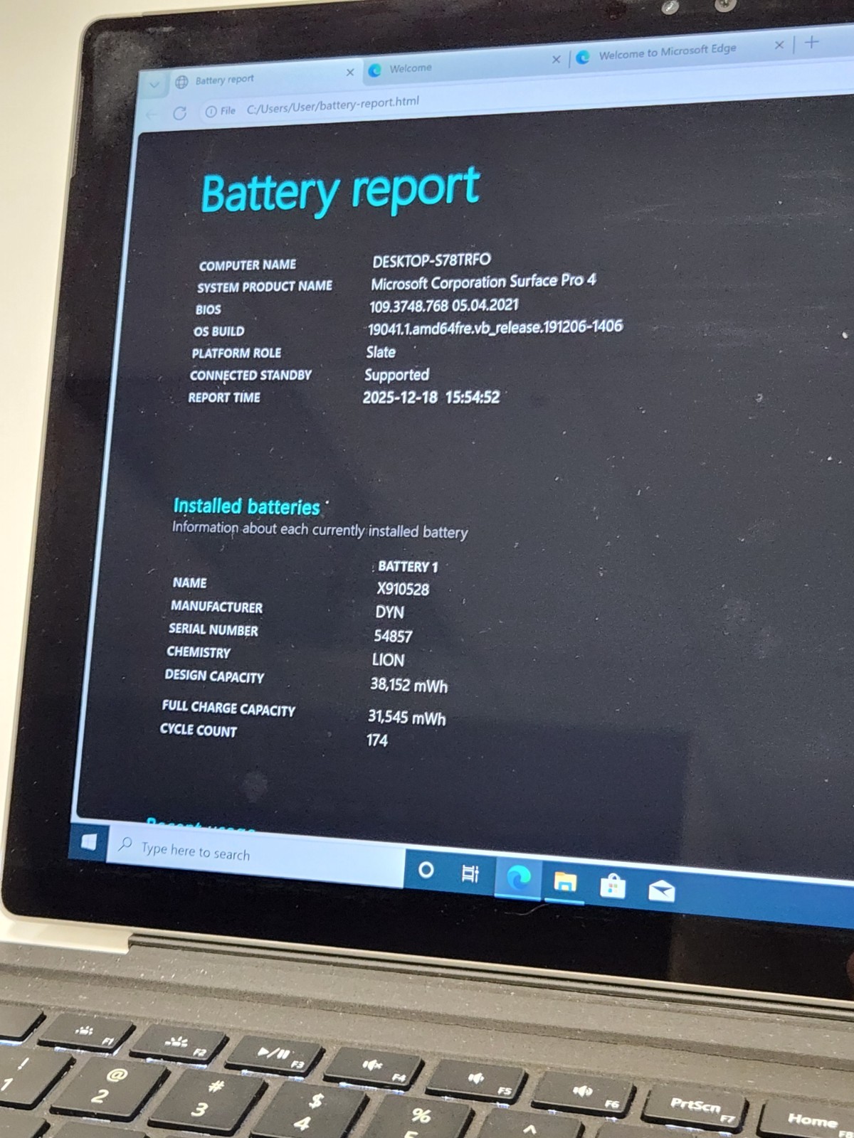Microsoft Surface Pro 4 1724 12.3″ i5-6300U 4GB 128GB Win 10 w/ Keyboard 174 cyc