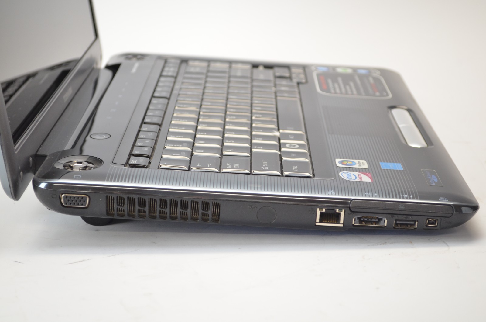 Toshiba Satellite A305-S6905 15″ Laptop Core 2 Duo T6400 2GHz 3 GB RAM PARTS