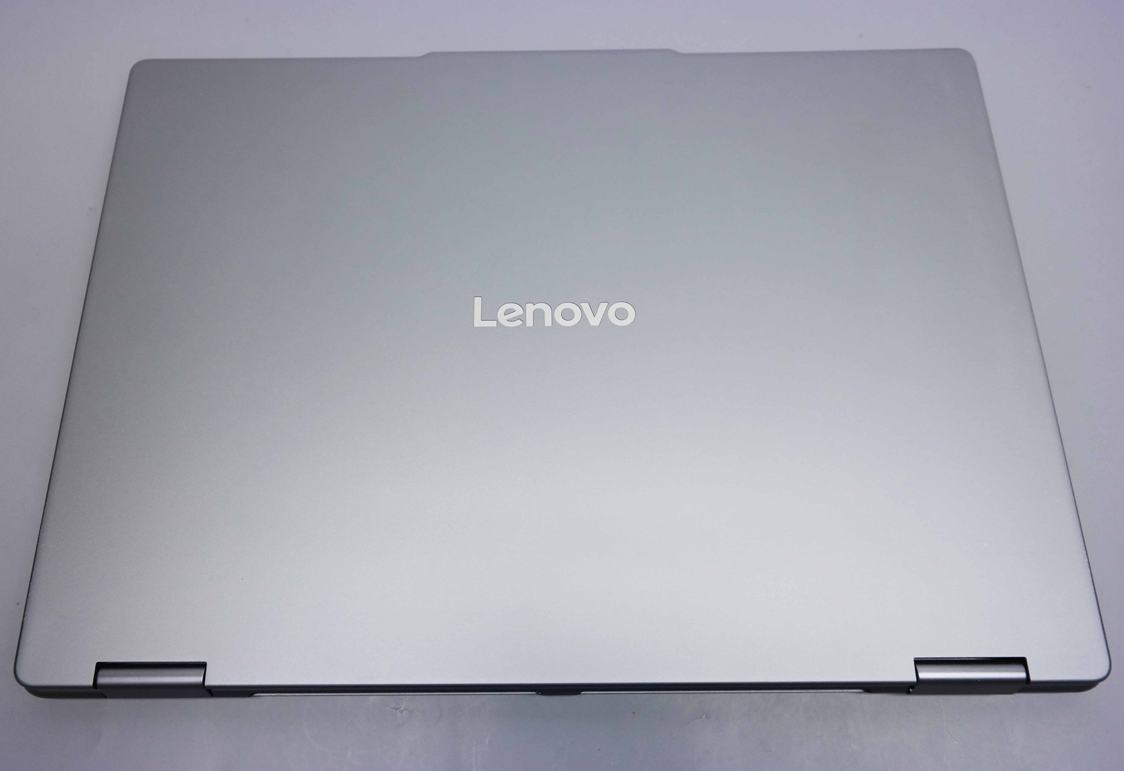 Lenovo Yoga 7 16ILL10 16″ Core Ultra 5 226V 16GB 512GB SSD