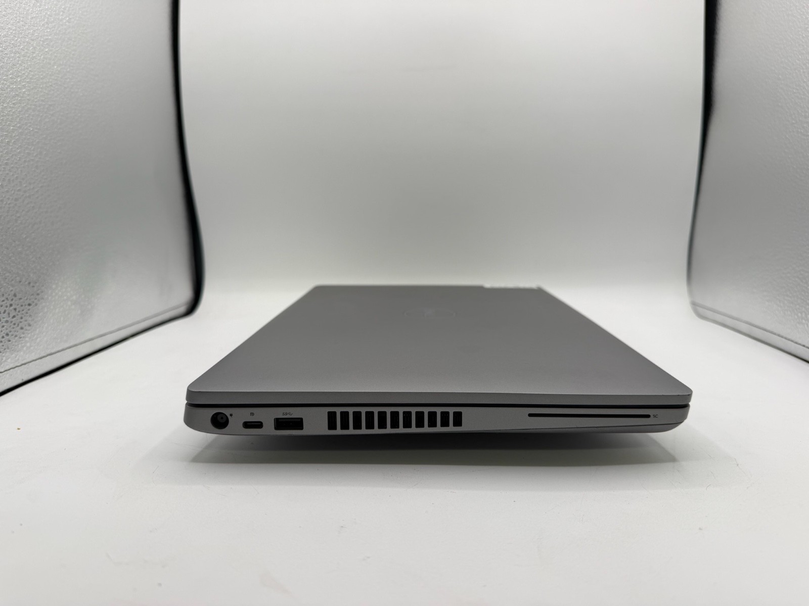 Dell Latitude 5510-i5-10310U@1.70GHz No Ram/Drive/OS *AS IS/PARTS* (914)
