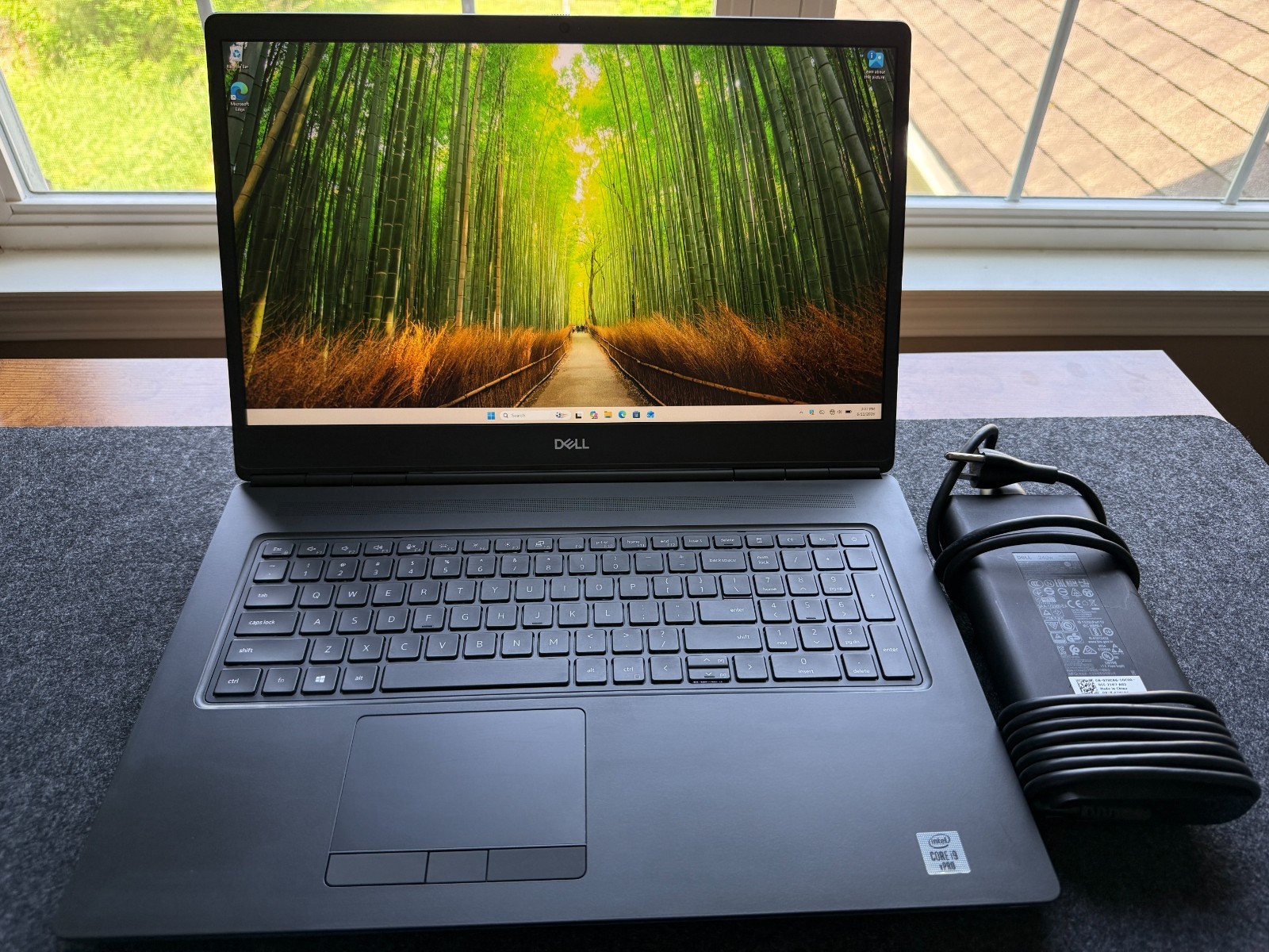 DELL PRECISION 7750 17.3″ i9-10885H 32GB (2)512GB SSD NVIDIA RTX 3000 WIN 11 PRO