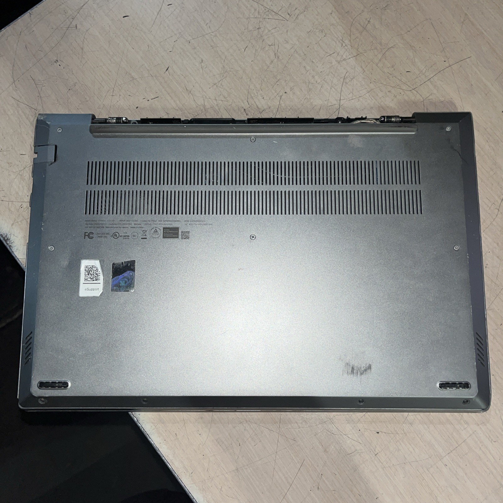 LENOVO THINKPAD 14 G4 IAP INTEL CORE I7 8GB RAM NO HD