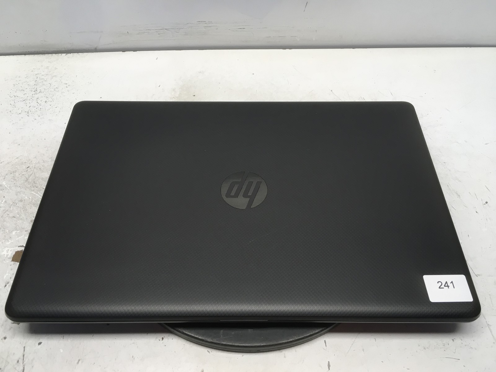 HP 17-BY3613DX Intel i5-1035G1 1GHz 8 GB NO HDD NO BATT