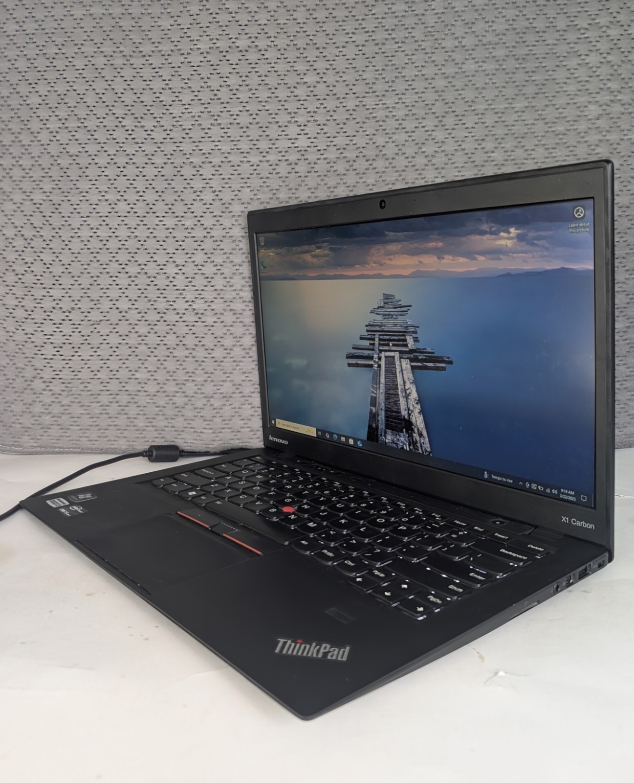 Lenovo ThinkPad X1 Carbon i5-3427 4GB 256GB SSD, BKLT KB Win 10Pro AC Adapter