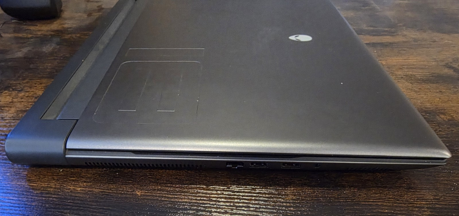 Dell Alienware M18 R1 QHD+ 2.2 GHz i9-13900HX 16GB 1TB RTX 4080 + Backpack