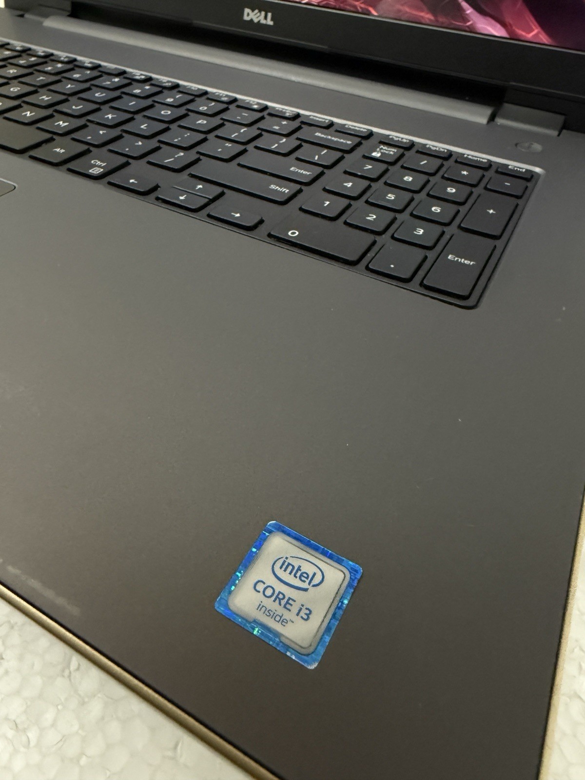 17.3″ Dell 5759 | 6th Gen i3 @2.30GHz | 256G SSD | 8G | Win10 | Gold |