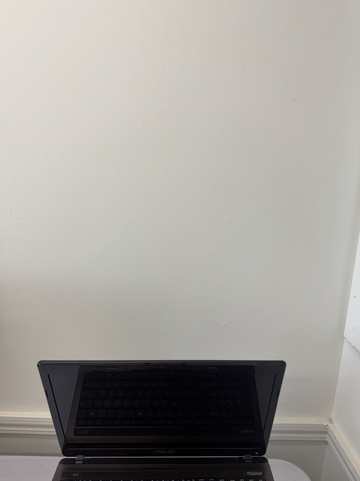 Asus A53U Laptop – Good Screen – AMD E-350 – Read Des