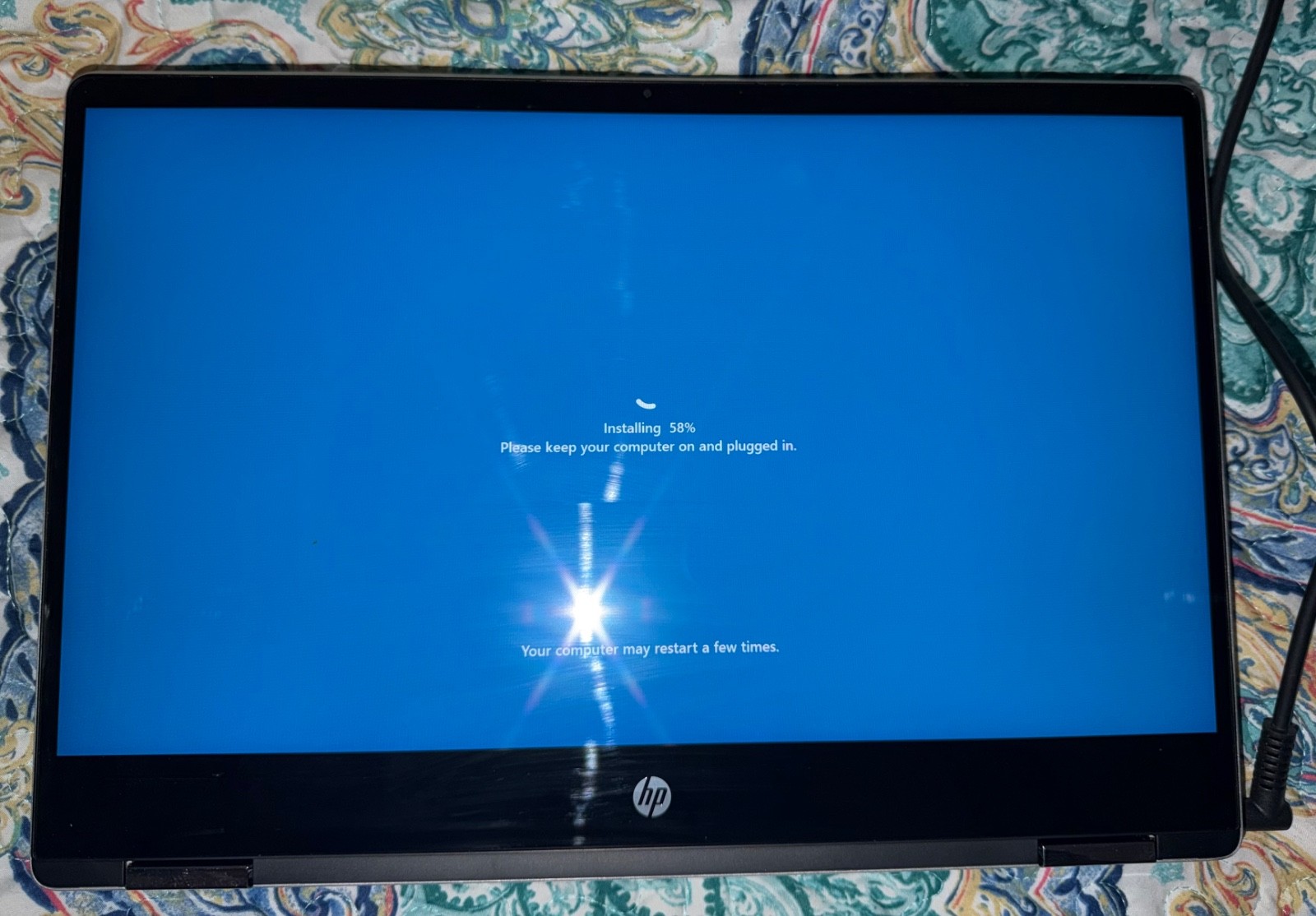 HP Pavilion x360 Convertible 2-in-1 Laptop, 14″ Full HD Silver and Black