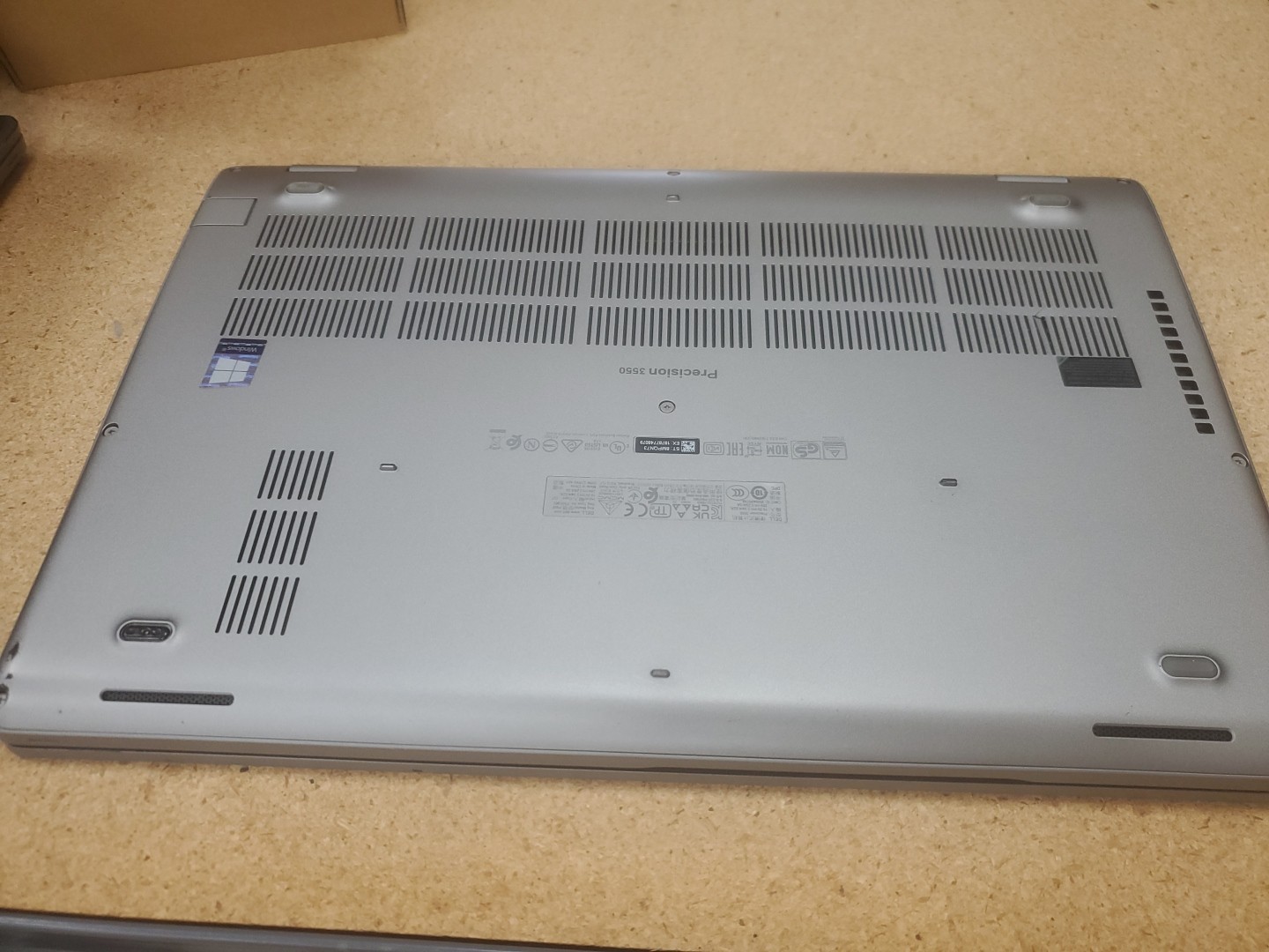 Dell Precision 3550 Laptop – i5-10310U 8GB 256GB SSD 15.6″ 051526-7