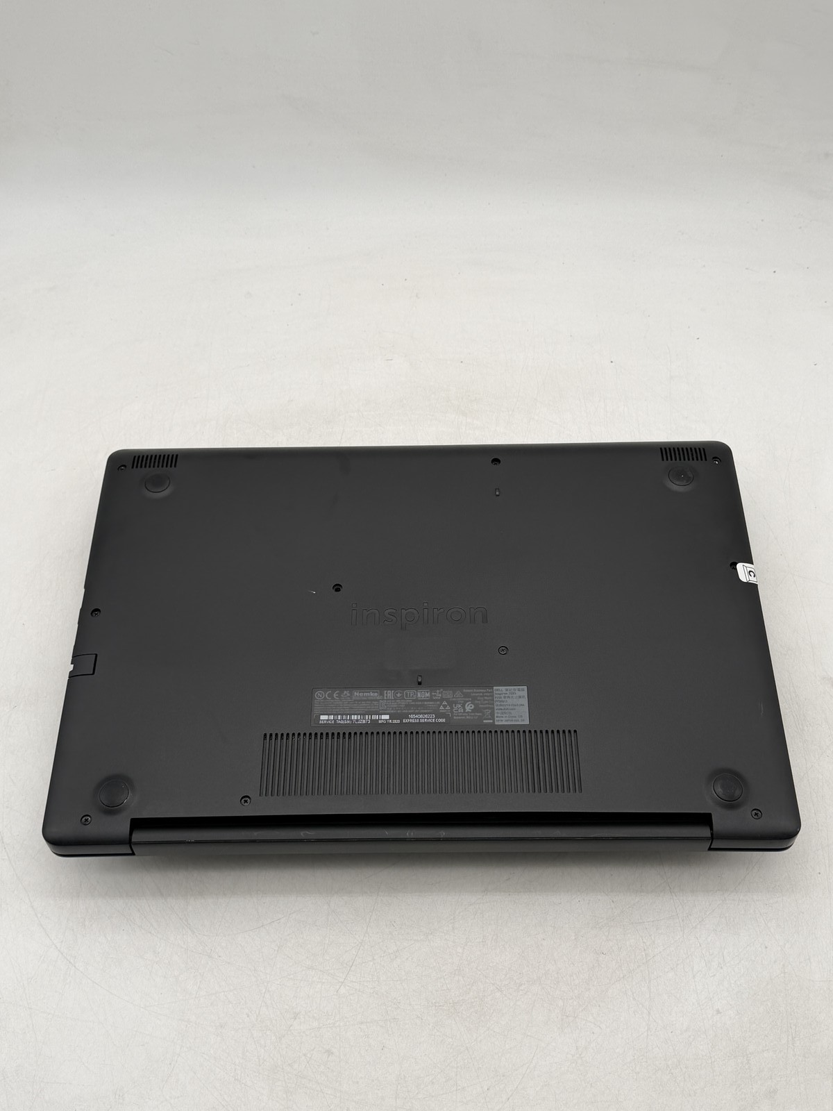 Dell Inspiron (3593) 15.6inch i5-1035G1 8GB 256GB NO OS Read