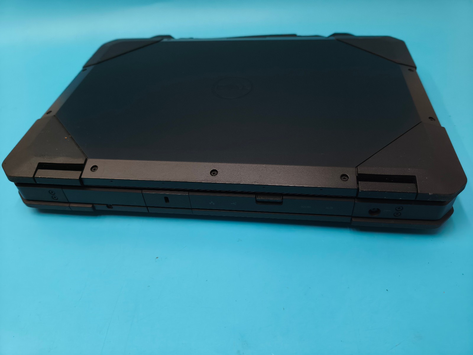 Dell Latitude 5414 Rugged 14″ NON-TOUCH i5-6300U 2.4GHz 8GB NO SSD/Caddy #25