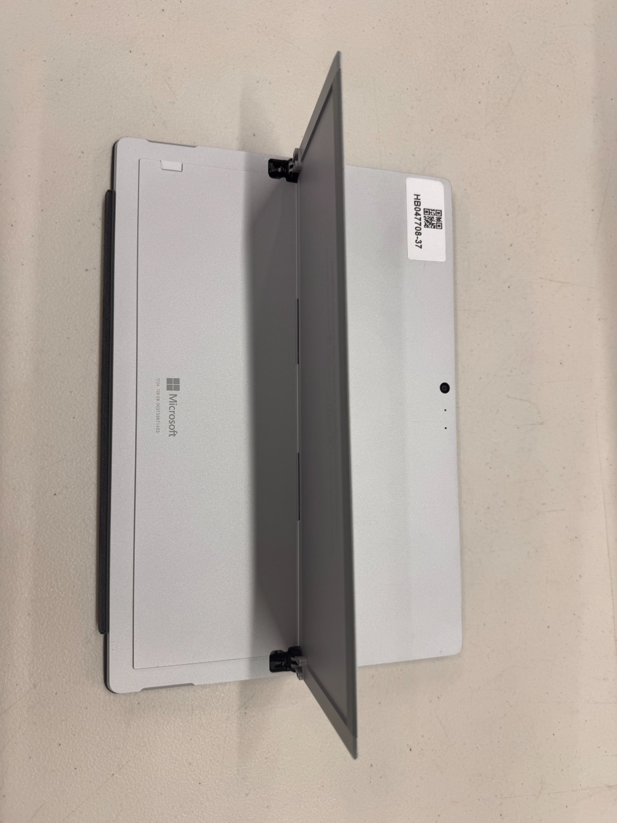 Microsoft Surface Pro 4 12.3″ Touch i5-6300U 4GB RAM 128GB SSD Windows 11 Pro