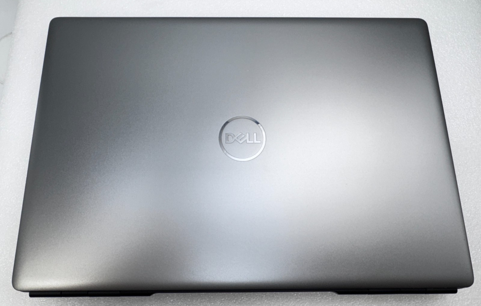 Dell Precision 7550 15.6″ Laptop i9-10885H 32GB 1TB Nvidia RTX3000 Windows 11