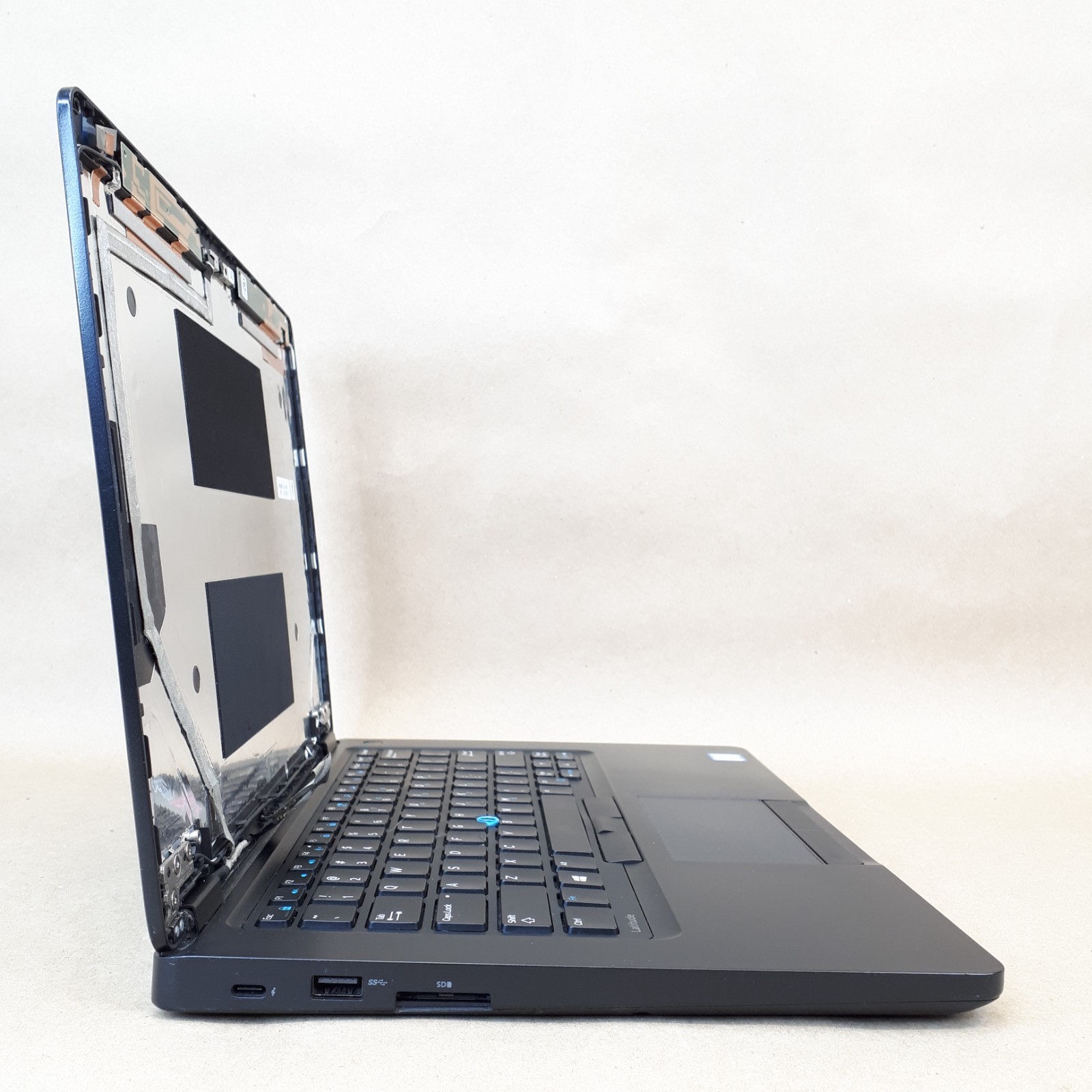 Dell Latitude 5480 14″ Laptop i5-7440HQ 4GB RAM *Working* No DIsplay/SSD H4037