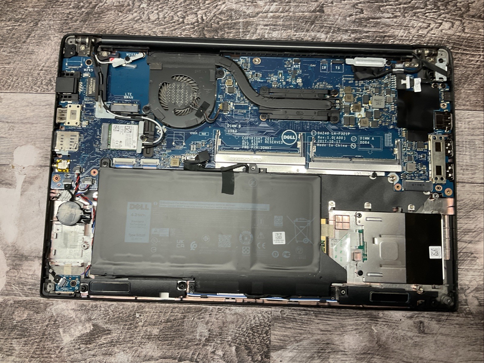 Dell Latitude 7490 / Intel Core i7 8th Gen / BIOS Unlocked / Parts Repair / J3