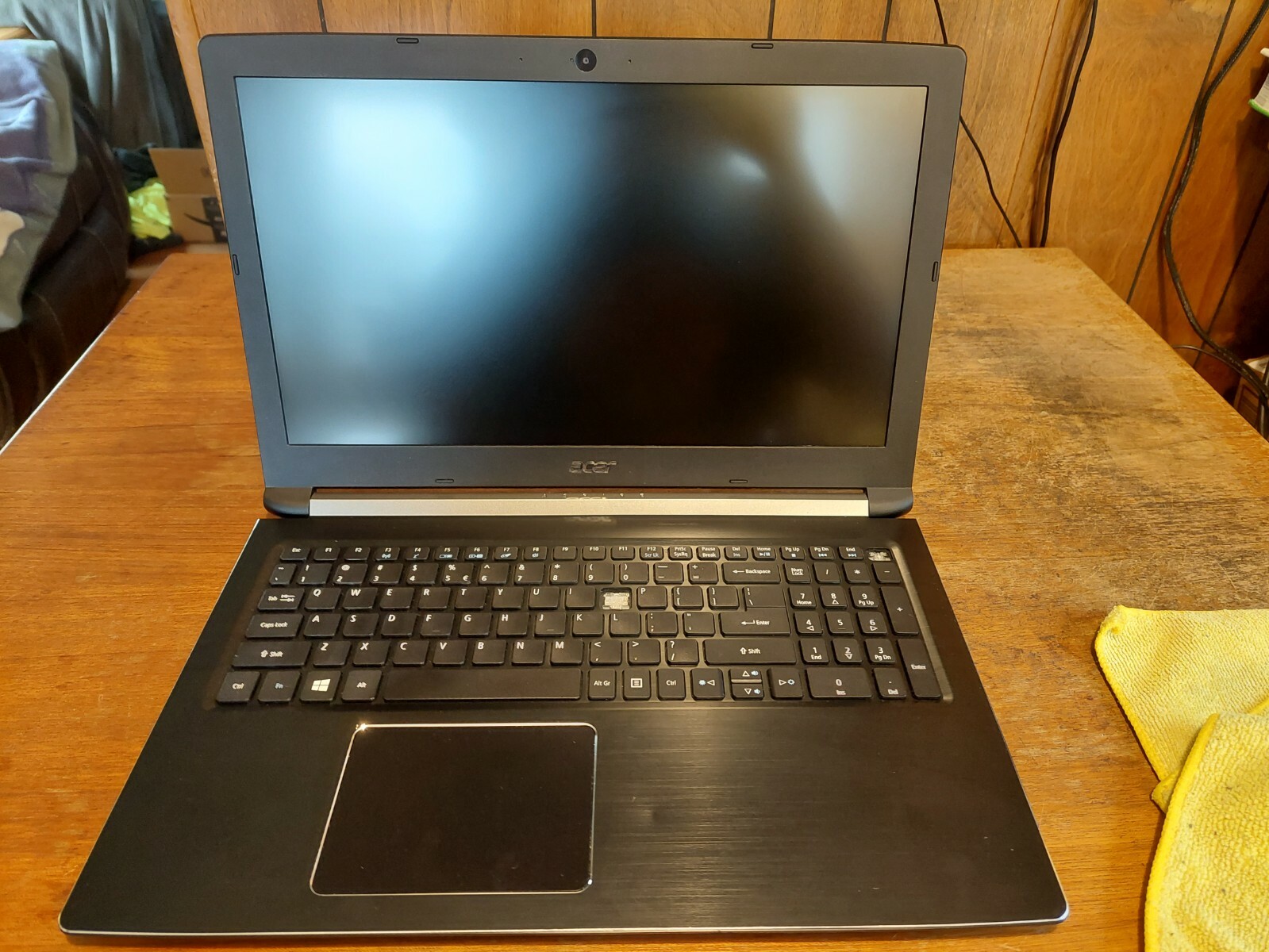 Aspire A515-51 15.6″(1TB, Intel Core i5 2nd Gen. 1.60 GHz, 20GB RAM)