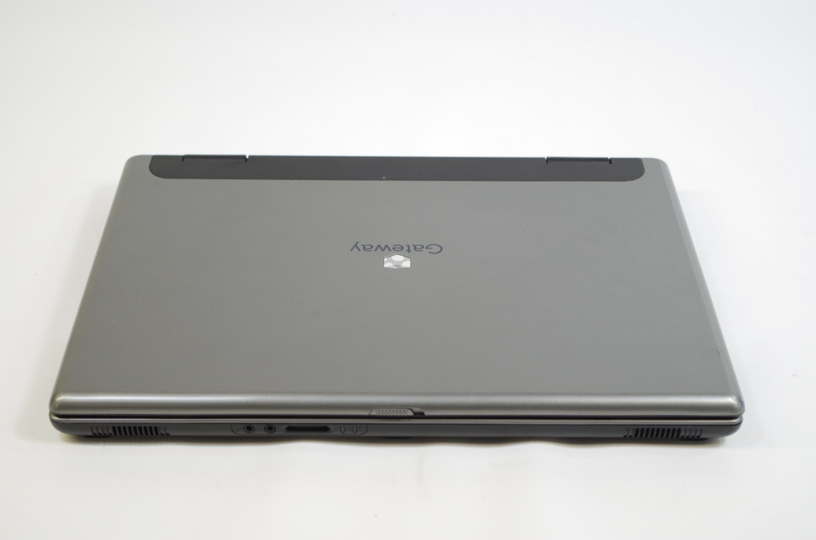 Gateway MX8711 PA6A 100GB HD Intel T2060 1.6Ghz 2GB Ram Wiped