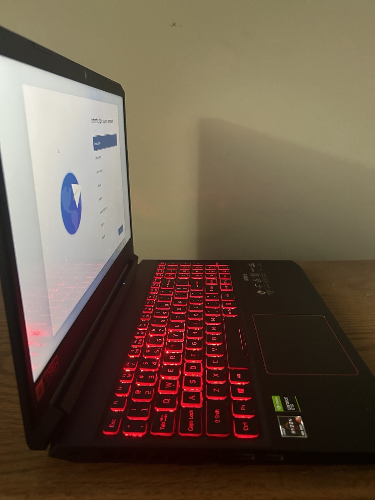 Acer Nitro 5 15.6 in AMD Ryzen 5 8GB RAM NVIDIA GeForce GTX 1650 256GB SSD