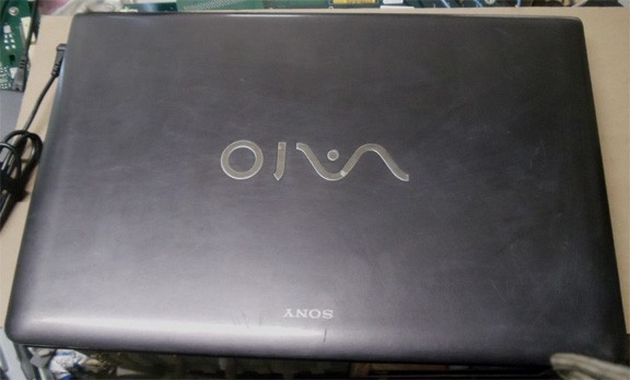 Sony Vaio VPCEC25FX 17.3″ 8gb ram intel i7. 2.67g, 1TB hard drive. dvd.office xp