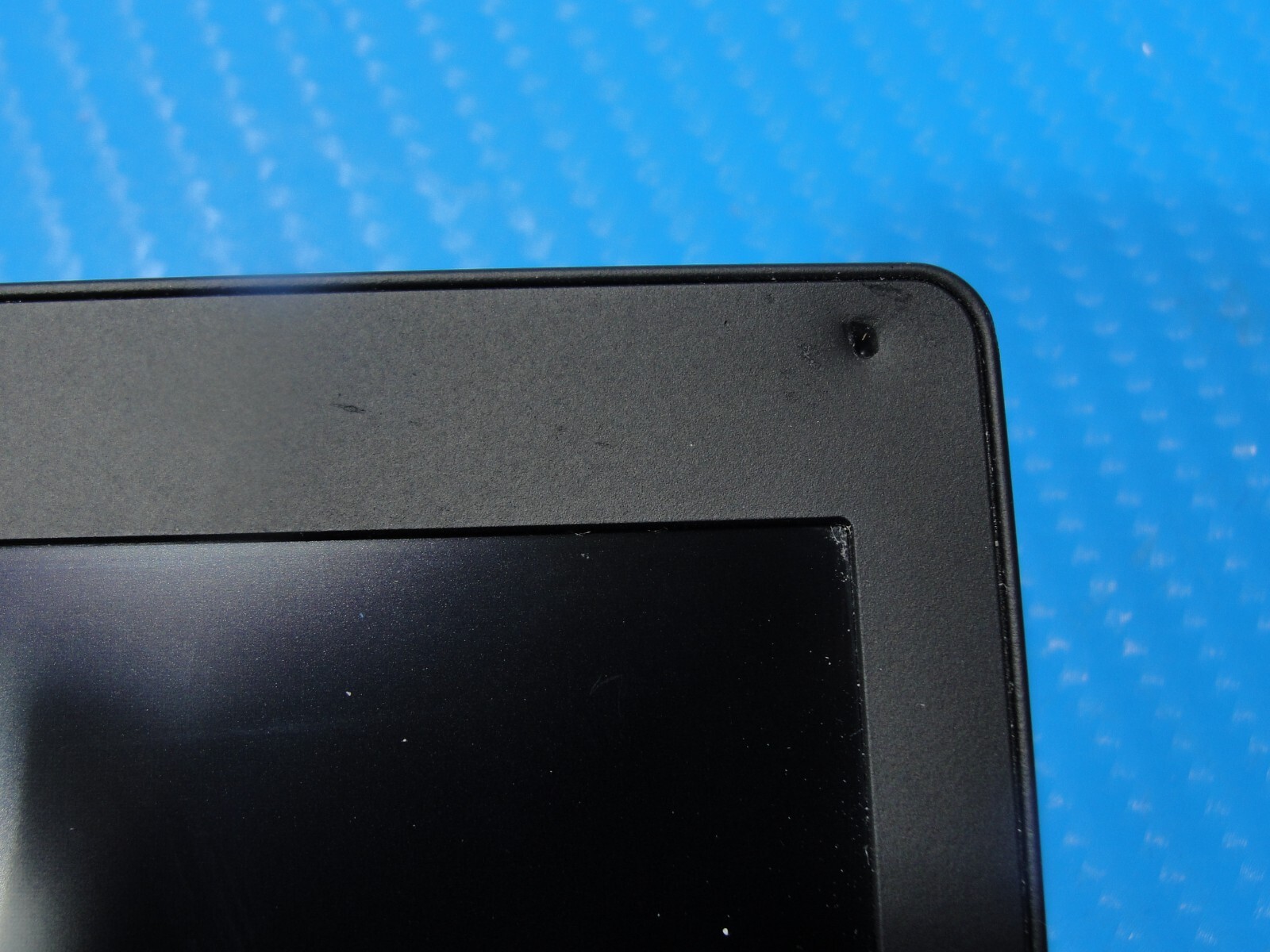 Lenovo ThinkPad P1 Gen 2 15.6”FHD i7-9750H 2.6GHz 16GB 512GB SSD NV Quadro T1000