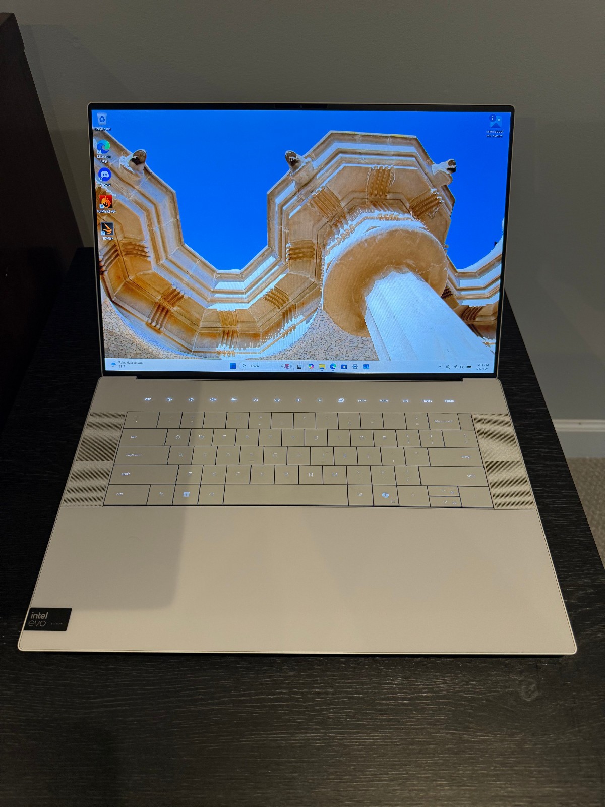 Dell XPS 16 9640 FHD+ 120Hz (Core Ultra 7 155H, 16GB/1TB SSD, RTX 4050) C