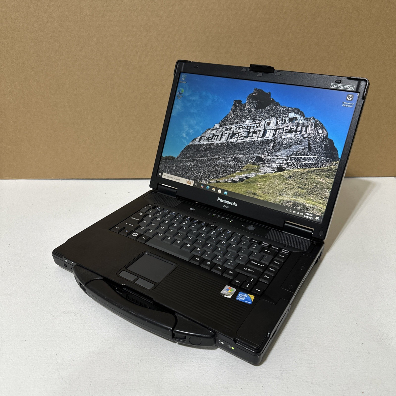 Panasonic Toughbook CF-52 Core 2 Duo P8400 2.26GHz 2GB RAM 120GB SSD Win 10 Pro