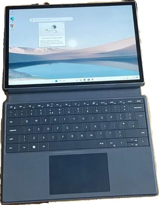 Dell XPS 9315 2-in-1 Core i5 i5-1230U 512GB 16GB 2880 x 1920 13.3″ inch touch