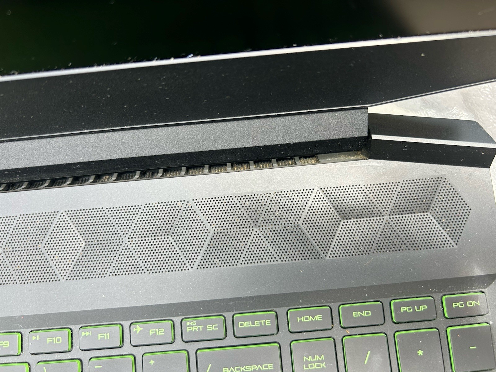 HP Pavilion Gaming Laptop 15-ec0xxx AMD Ryzen 5 8GB 256GB SSD GTX 1050