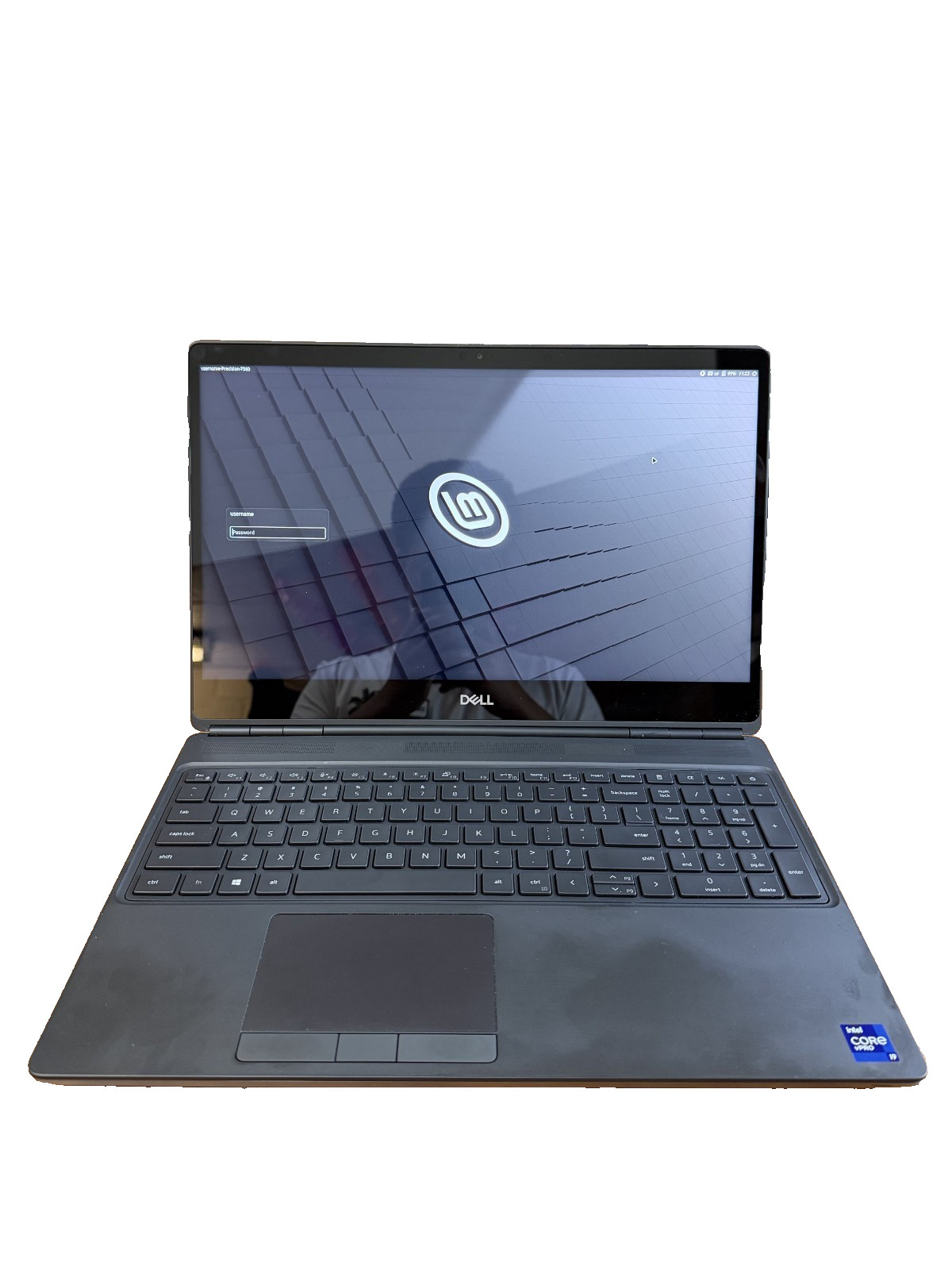 Dell Precision 7560 Intel(R) Core(TM) i9-11950H 32 GB RAM 1 TB SSD 15.6″