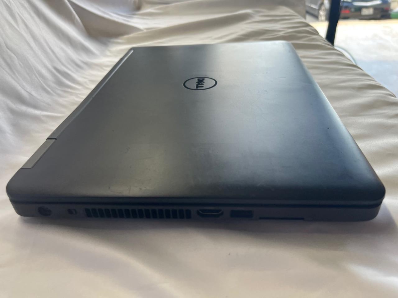 Dell Latitude E5440 Intel(R) Core(TM) i3-4010U CPU 4gb 256gb