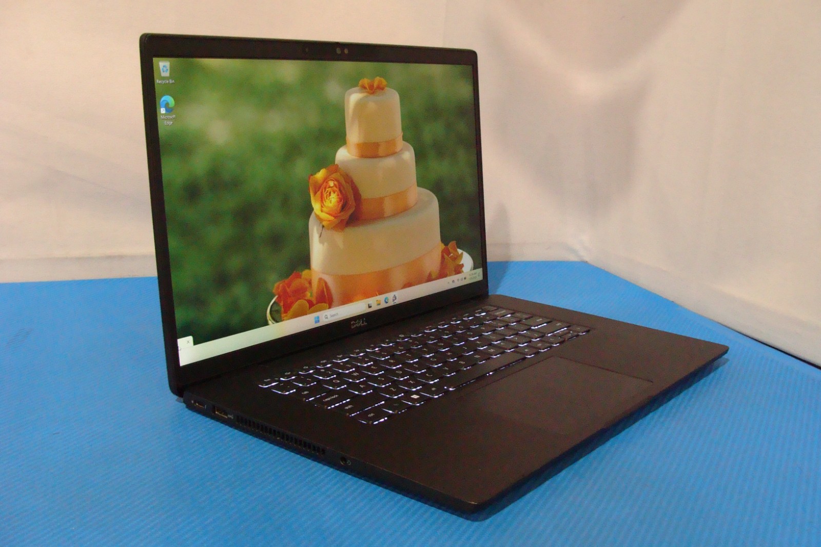 Dell Latitude 7530 15.6″FHD Intel Core i5-1245U 1.3GHz 8GB 256GB SSD Win 11 Pro