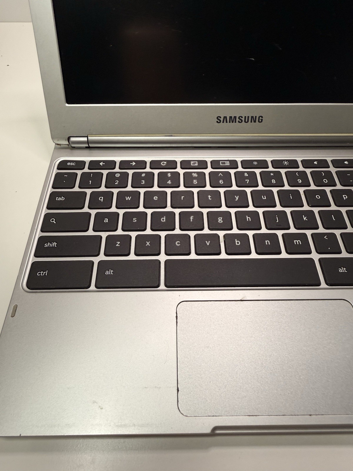 Samsung Chromebook XE303C12 – 11.6″ – For Parts/Repair – No Charger. (A4)