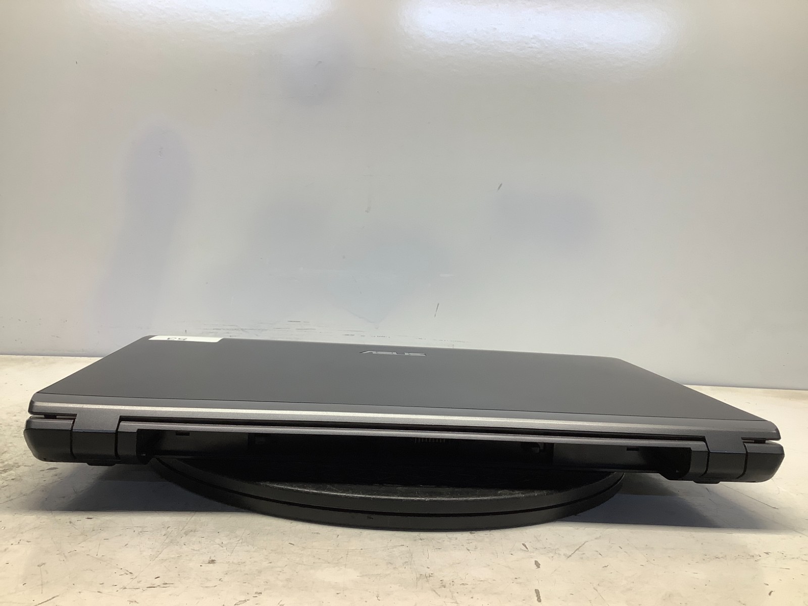 Asus U52F 208 Intel i5-M460 2.53GHz 4 GB NO HDD