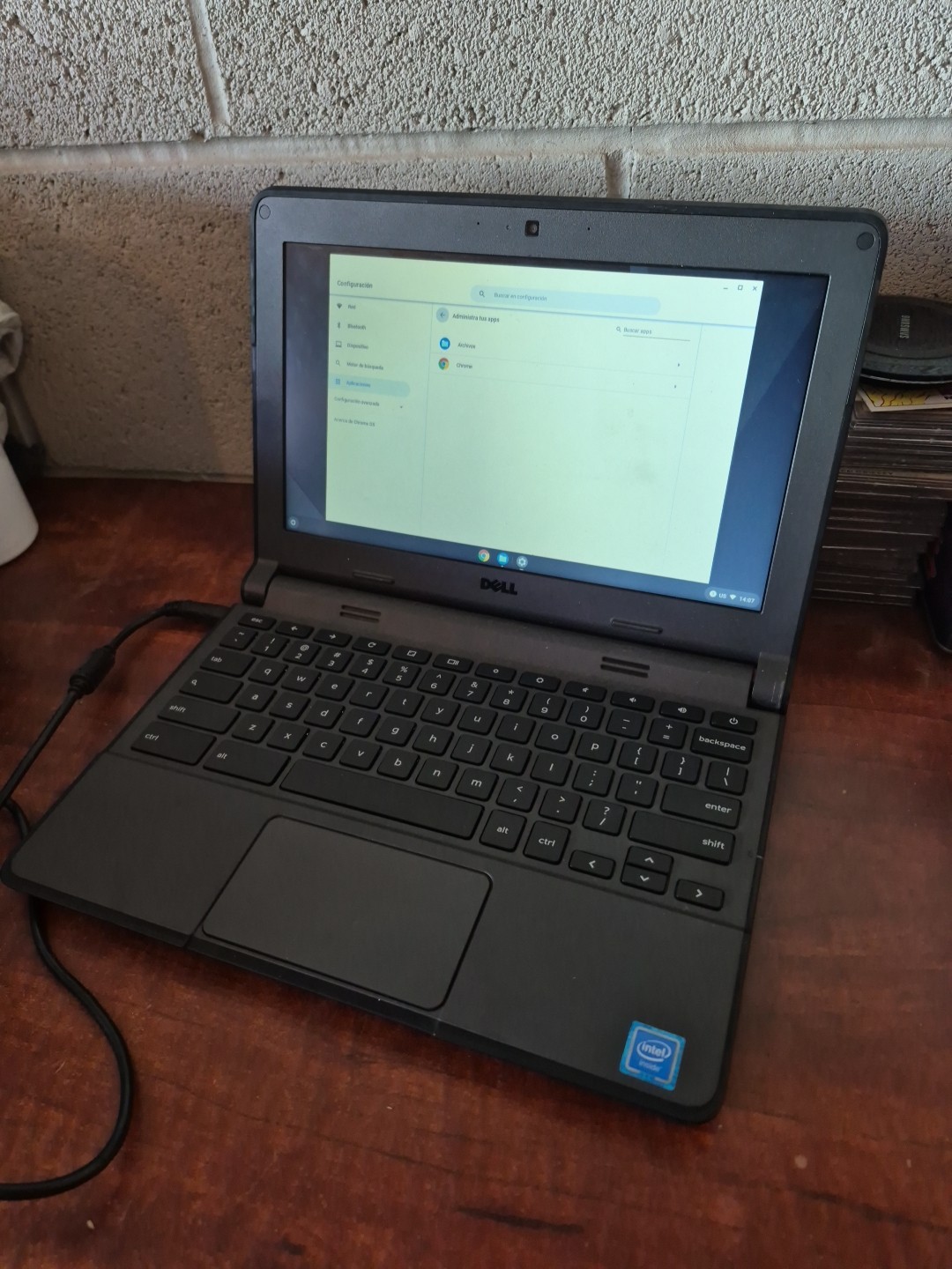 Dell Chromebook 11 P22T 2GB W/Charger B2