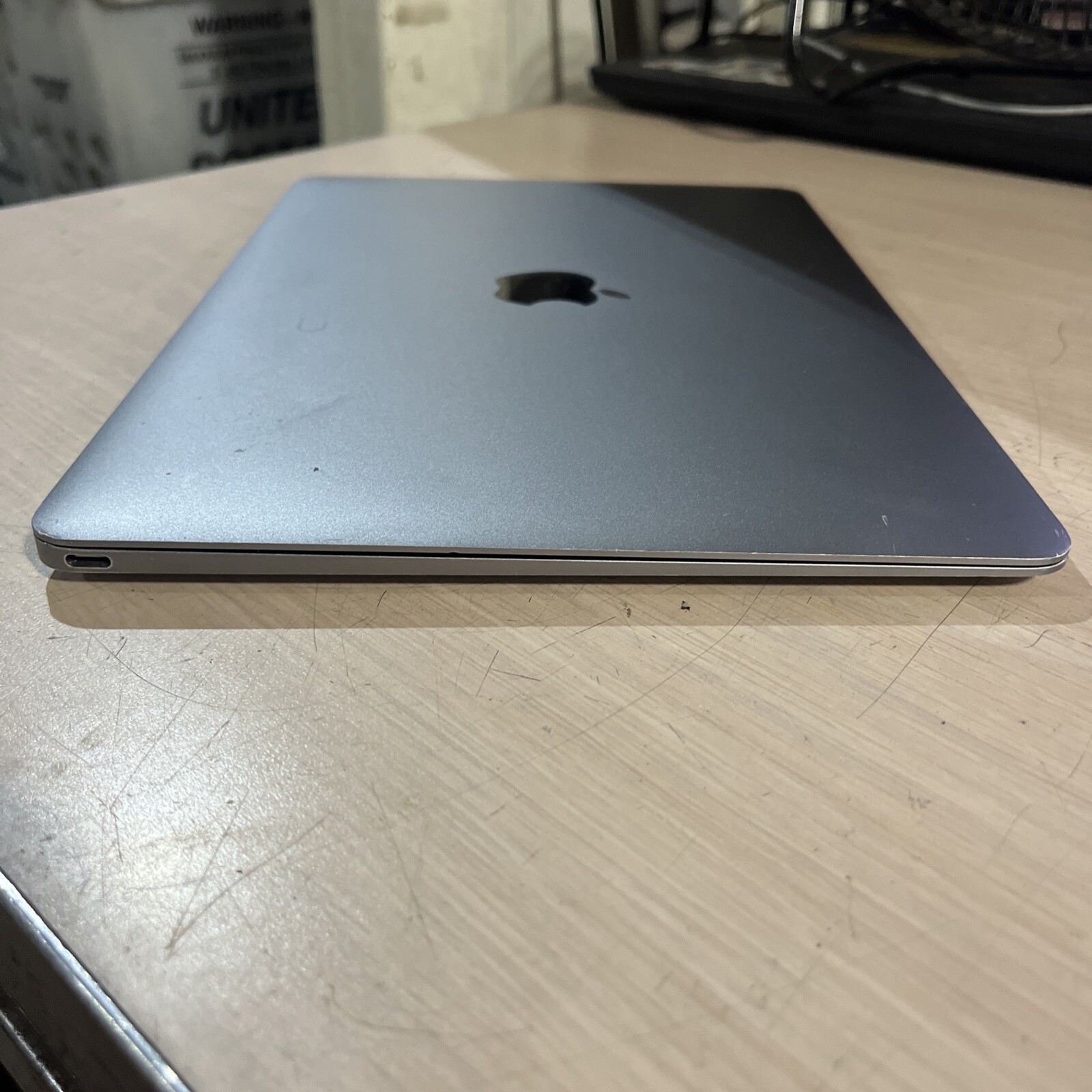 APPLE MACBOOK 12″ EARLY 2016 CORE M3-6Y30 1.1GHZ 8GB RAM 256SSD