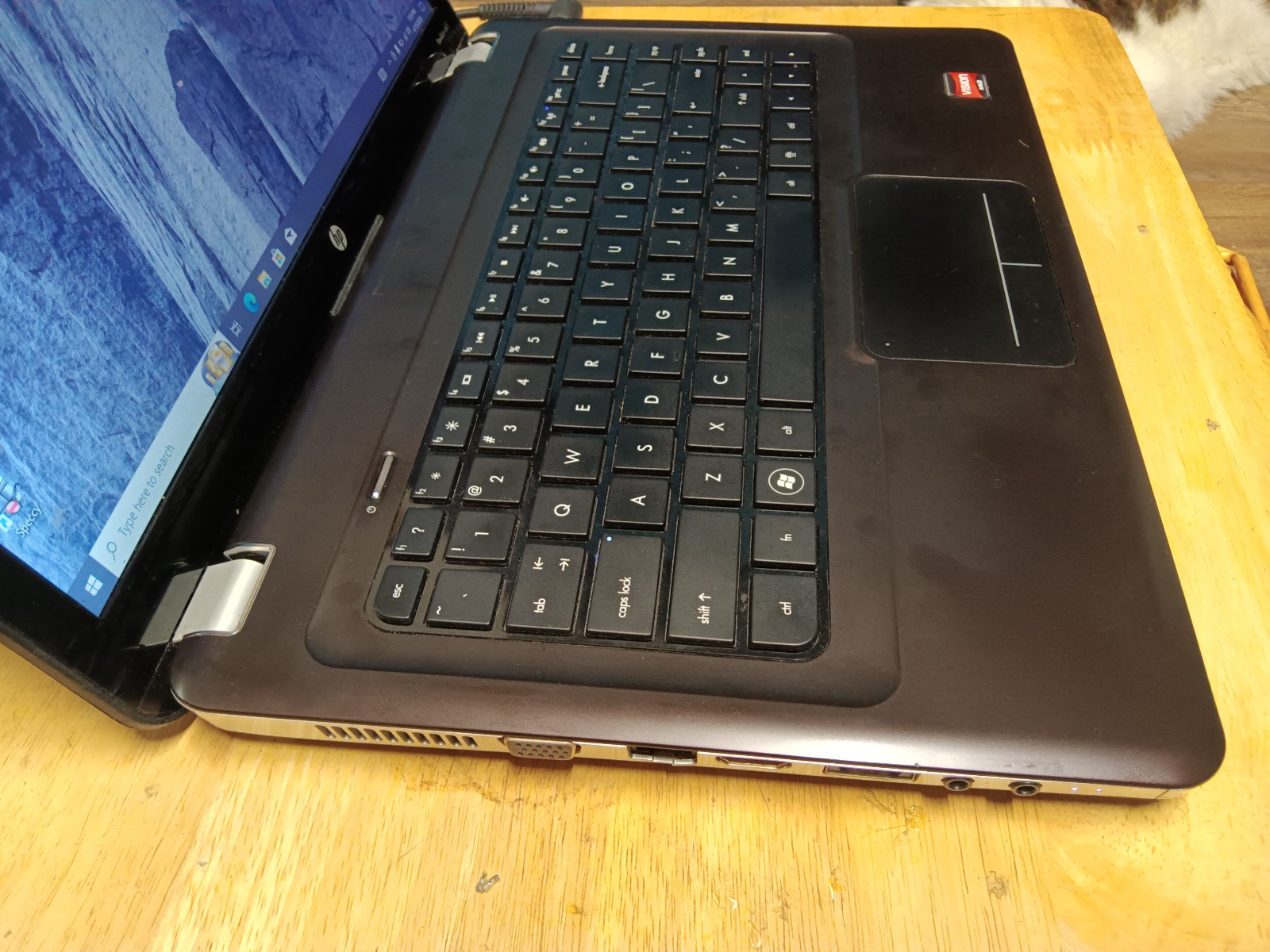 Hp Pavilion dv5-2134us/Amd Athlon P340 2.20/4gb/128gbSSD/Windows 10 ProWeb/14.5″