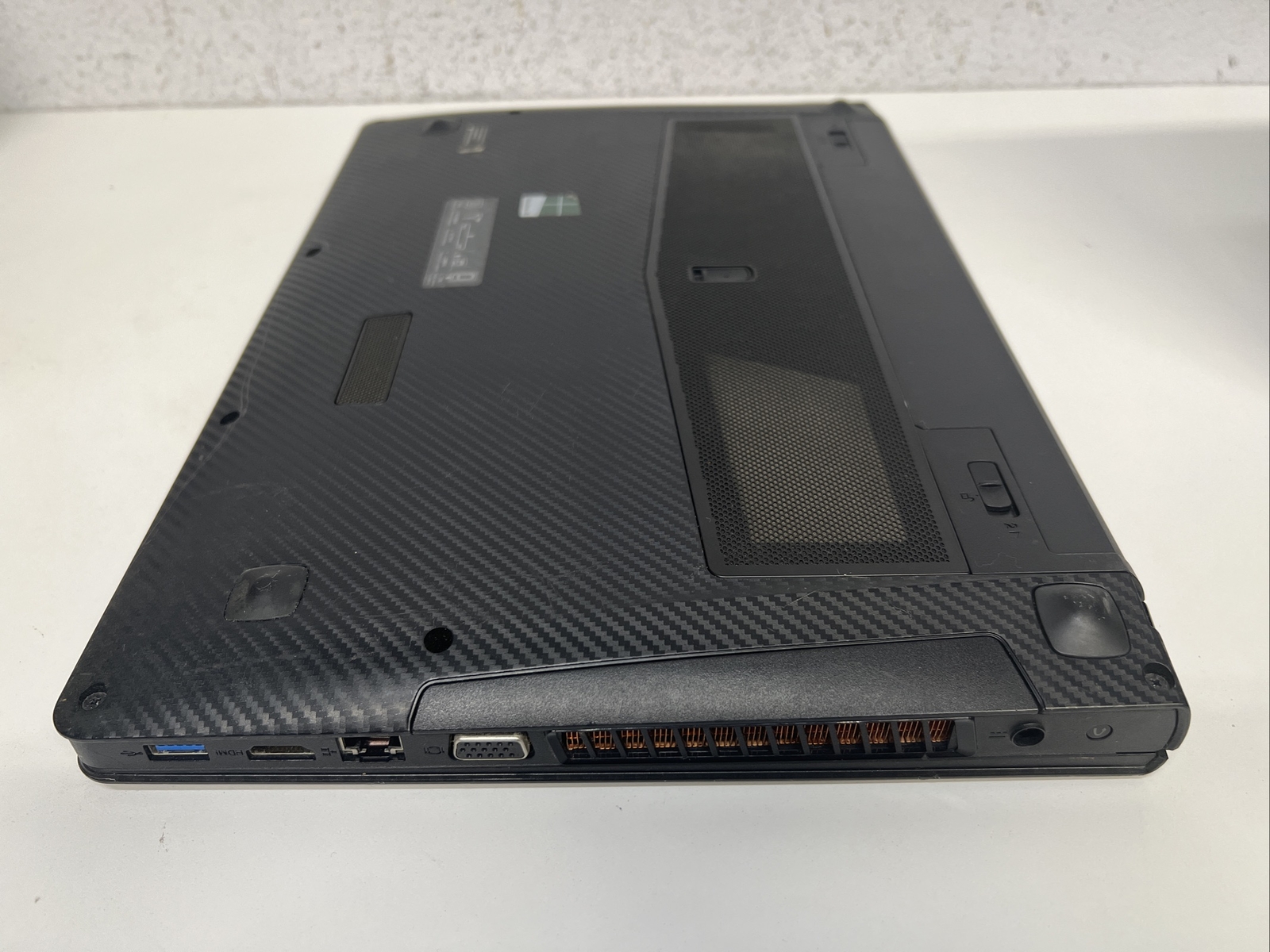 Lenovo 14 i7-4700MQ 2.4GHz 8GB 1TB HD Nvidia GT 755M W10 Gaming Laptop*FOR PART*
