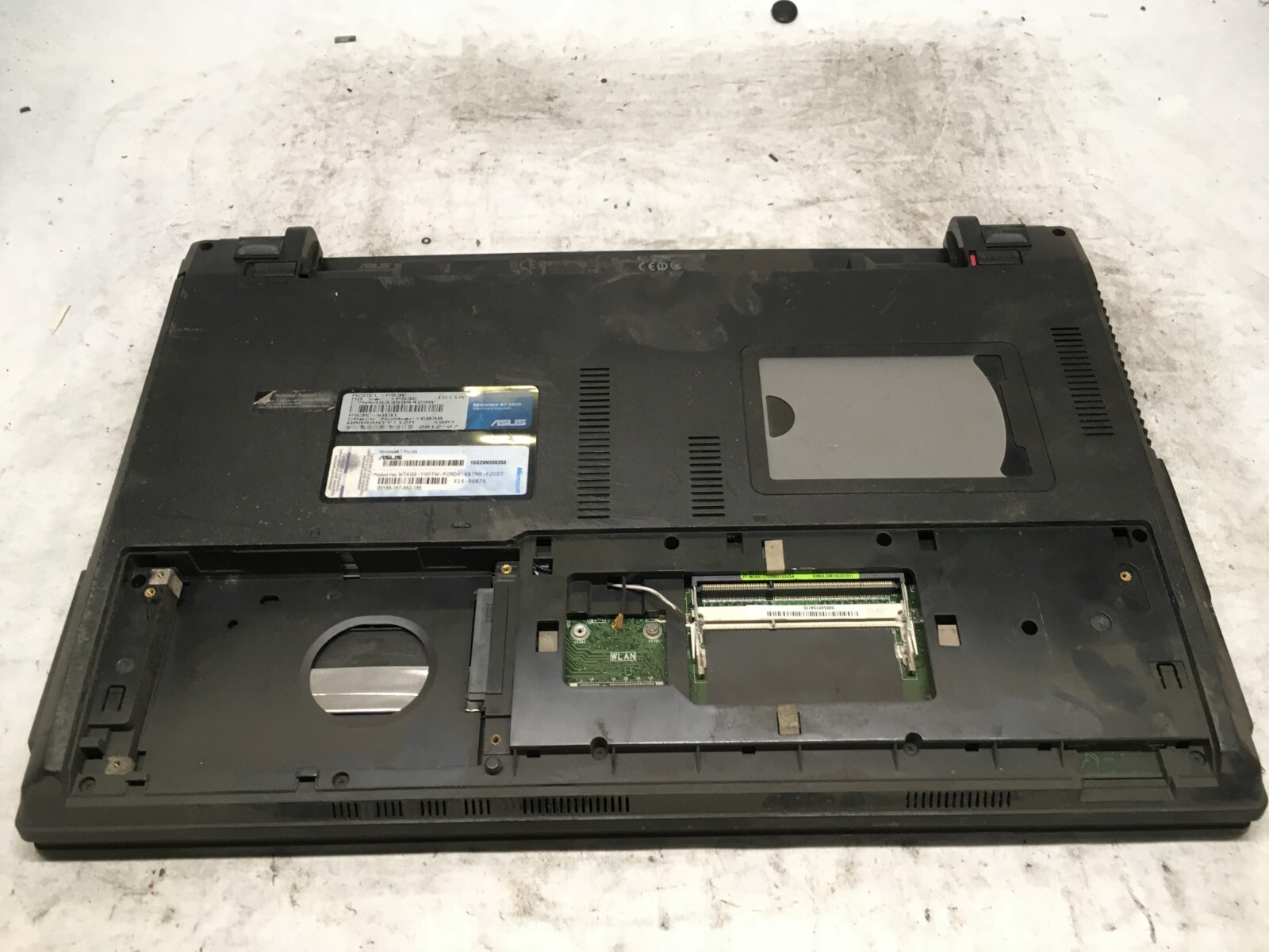 ASUS P53E 15″ (AS IS) Intel Core i3 2330M @ 2.2 GHz – JZ