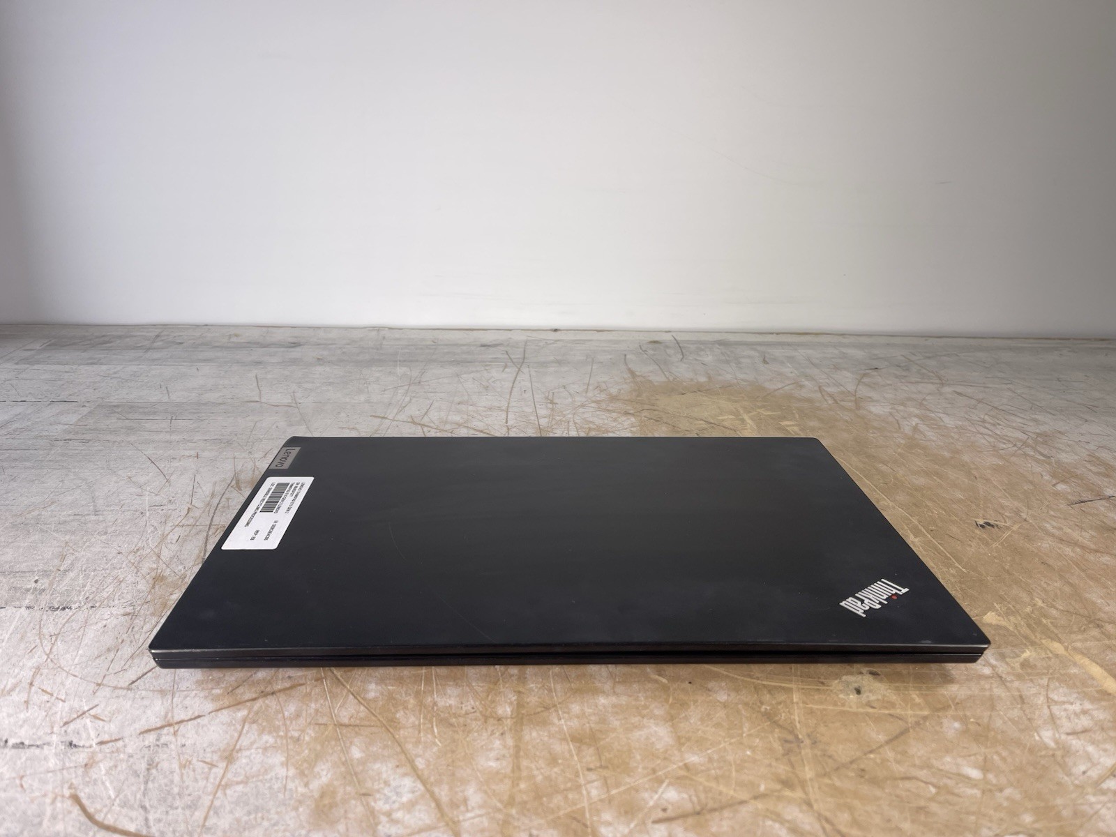 LENOVO THINKPAD E15 GEN 2 i5-1135G7 @ 2.40GHz, NO RAM/NO HDD/OS – (FOR PARTS)