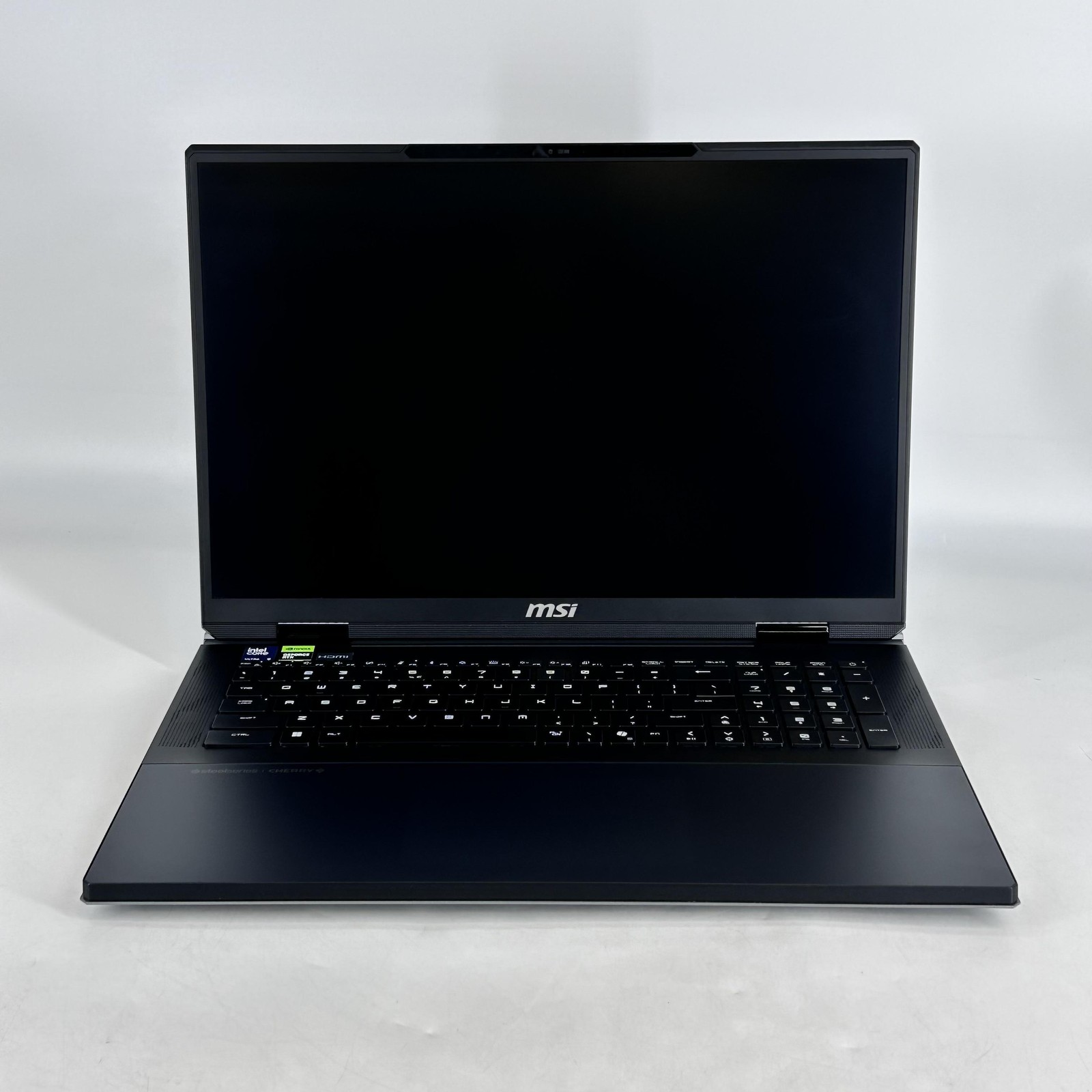 MSI Titan 18 HX AI 120Hz UHD+ 2.8 GHz Ultra 9 285HX 64GB 4TB SSD RTX 5090