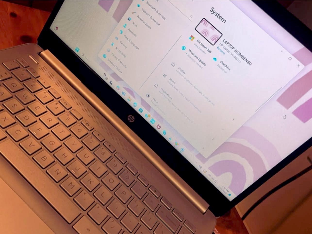 HP 14″ Silver Laptop Intel Core i3 8GB RAM 128GB SSD Windows 11 S