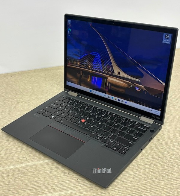 Lenovo ThinkPad X13 Yoga G2 i5-1135G7 16GB 256GB SSD W11 Pro ~ Touch 2in1 Laptop
