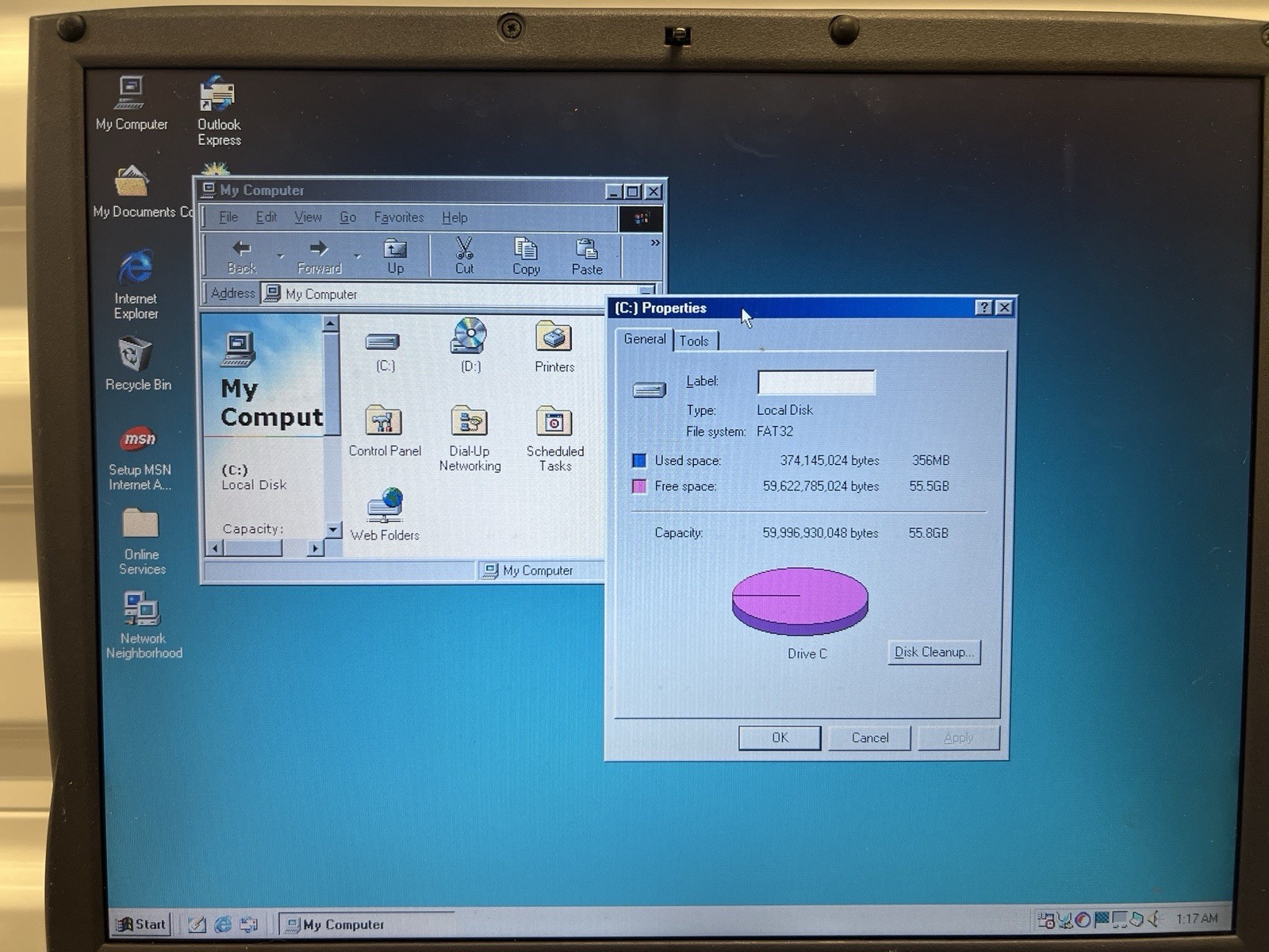 Vintage Dell Latitude C600 Retro Laptop Windows 98 SE CD, Serial, ATI Graphics