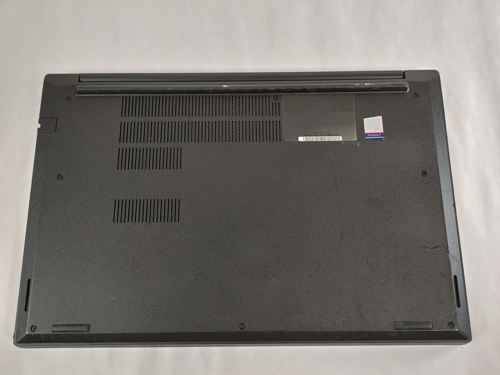 Lenovo ThinkPad E15 Gen 1 Core i7-10510U 1.80 GHz 16 GB DDR4 512 GB NVMe Windows