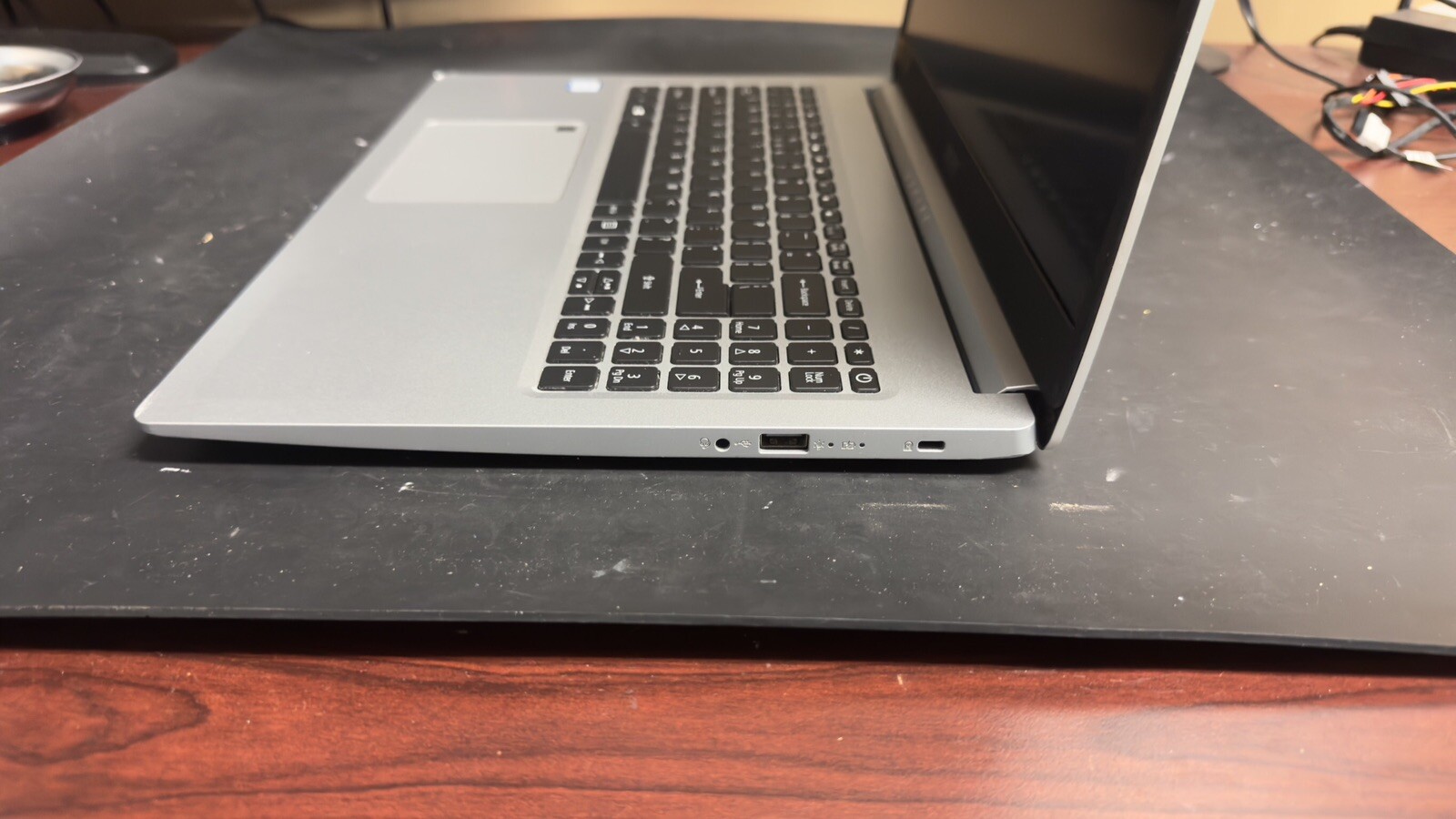 Acer Aspire A515-54 Laptop Intel Core i5-8265U 1.6GHz 8GB RAM 256GB SSD – NO OS